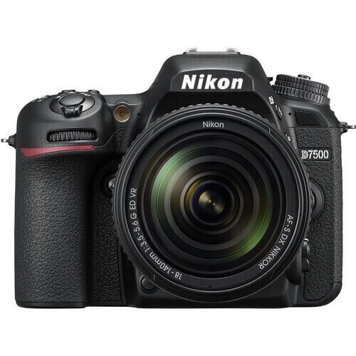 Nikon D7500 18-140mm Kit DSLR Fotoğraf Makinesi