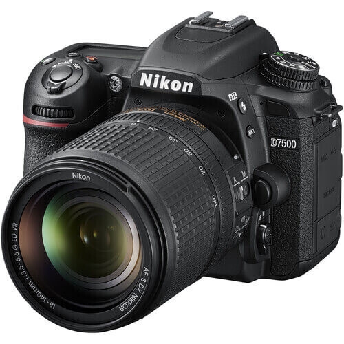 Nikon D7500 18-140mm Kit DSLR Fotoğraf Makinesi