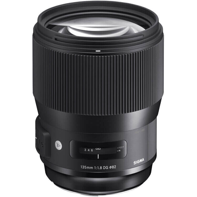 Sigma 135mm F1.8 DG HSM ART Lens