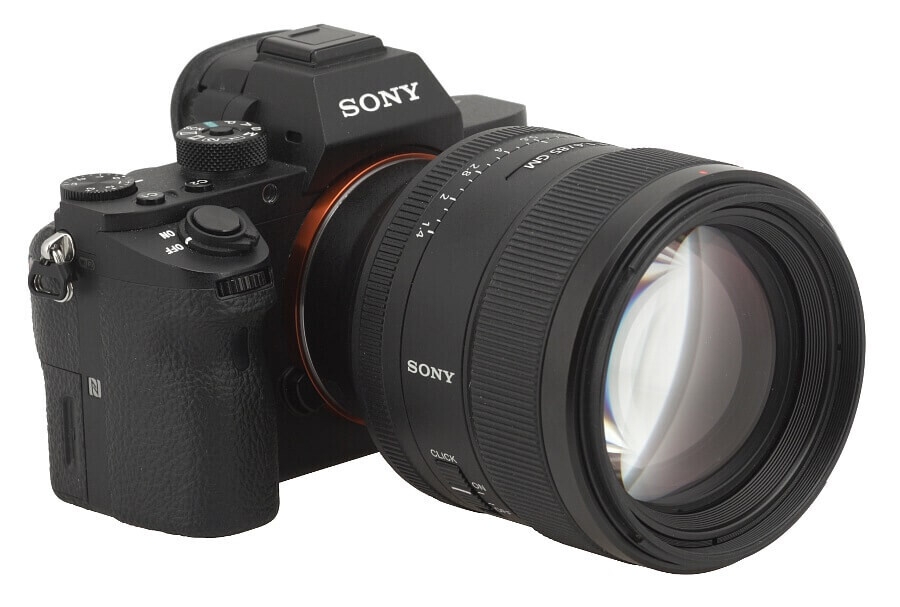 Sony FE 85mm f/1.4 GM Lens