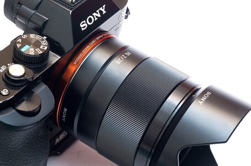 Sony SEL 28mm f/2 FE Lens